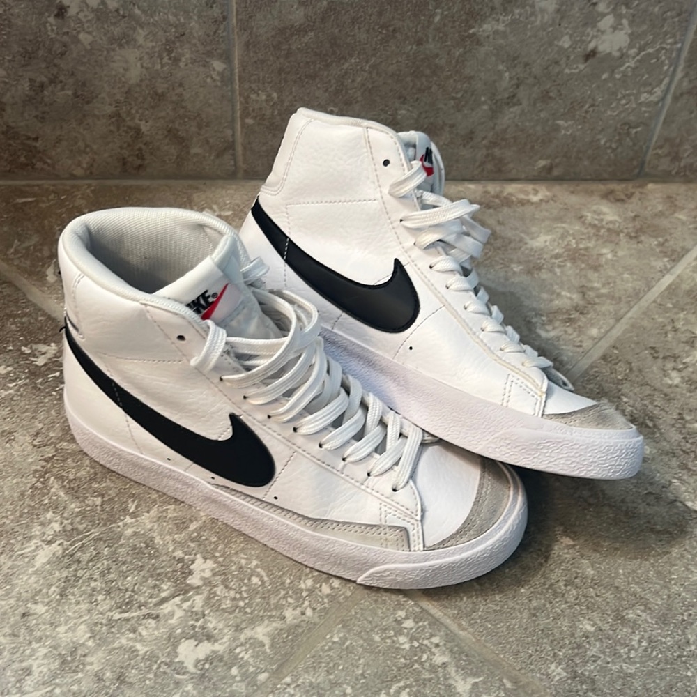 Nike blazers big kid size 4.5